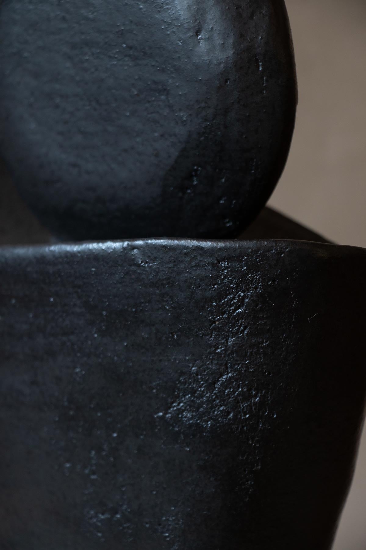 Luna Nuova I - Stoneware sculpture