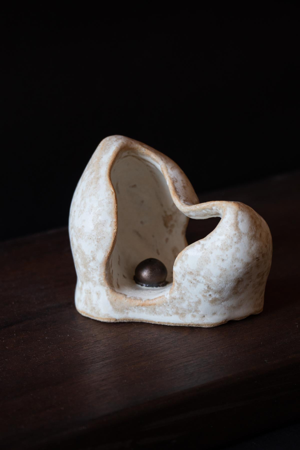 Luxury incense burner. Design incense burner. White incense burner. Ceramic incense burner. Fine art decor objects by Claire Lune. Claire Lune incense burners.