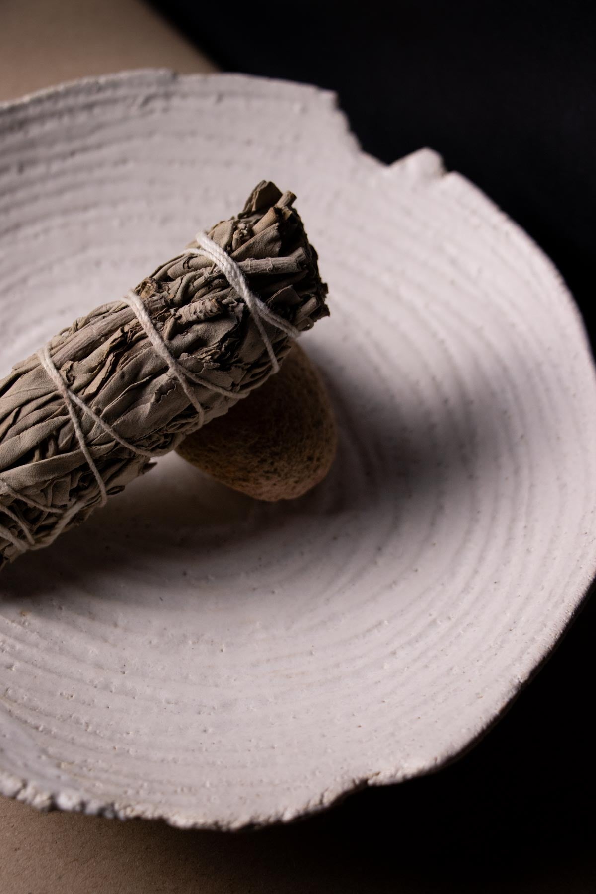 Piatto per rituali bianco - Untitled II