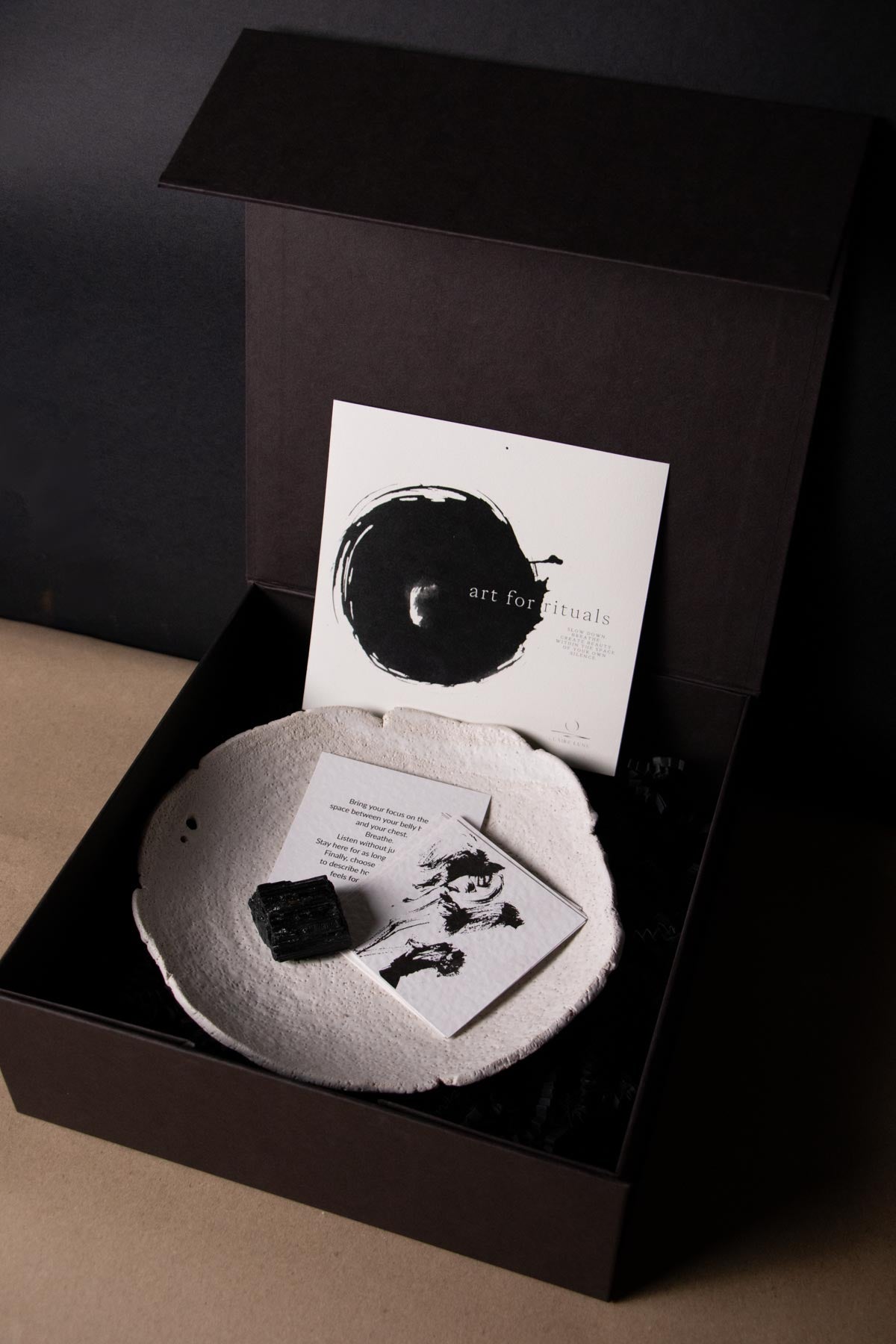 White ceramic plate for rituals. Black tourmaline. Meditation cards. Ritual kit. 