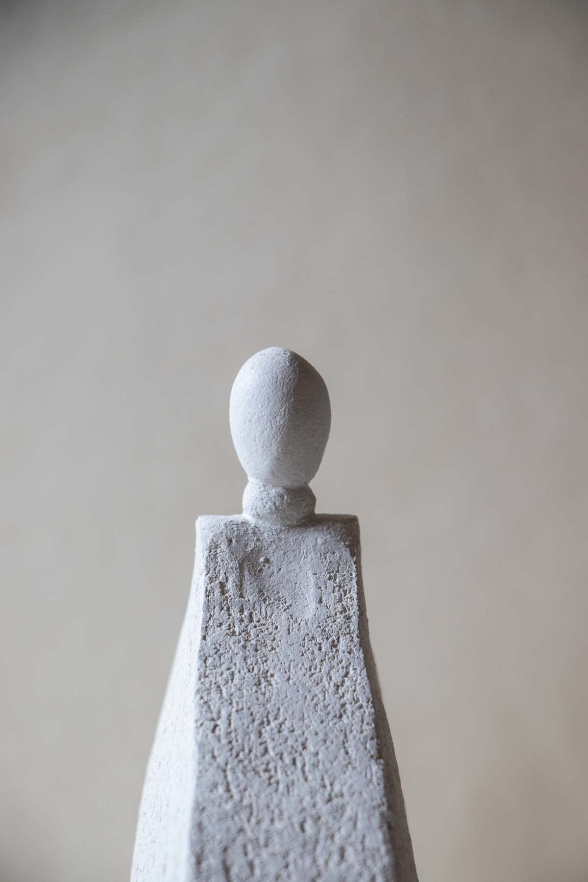 Detail of a Contemporary ceramic sculpture. Shelf decor. Stoneware sculpture. Fine art ceramics made in Italy. By Claire Lune, Chiara Della Santina.